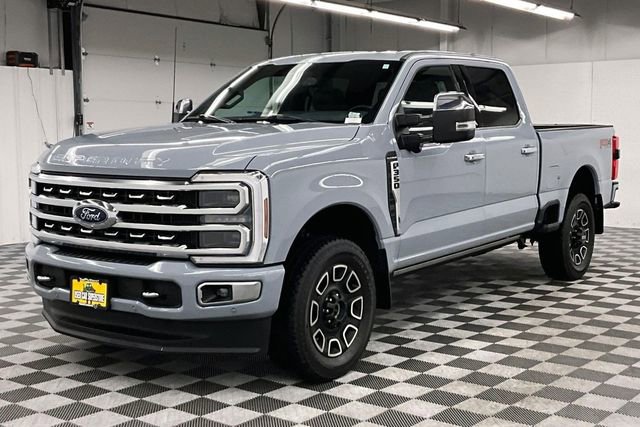 Used 2024 Ford F350 Platinum w/ FX4 Off-Road Package image 11