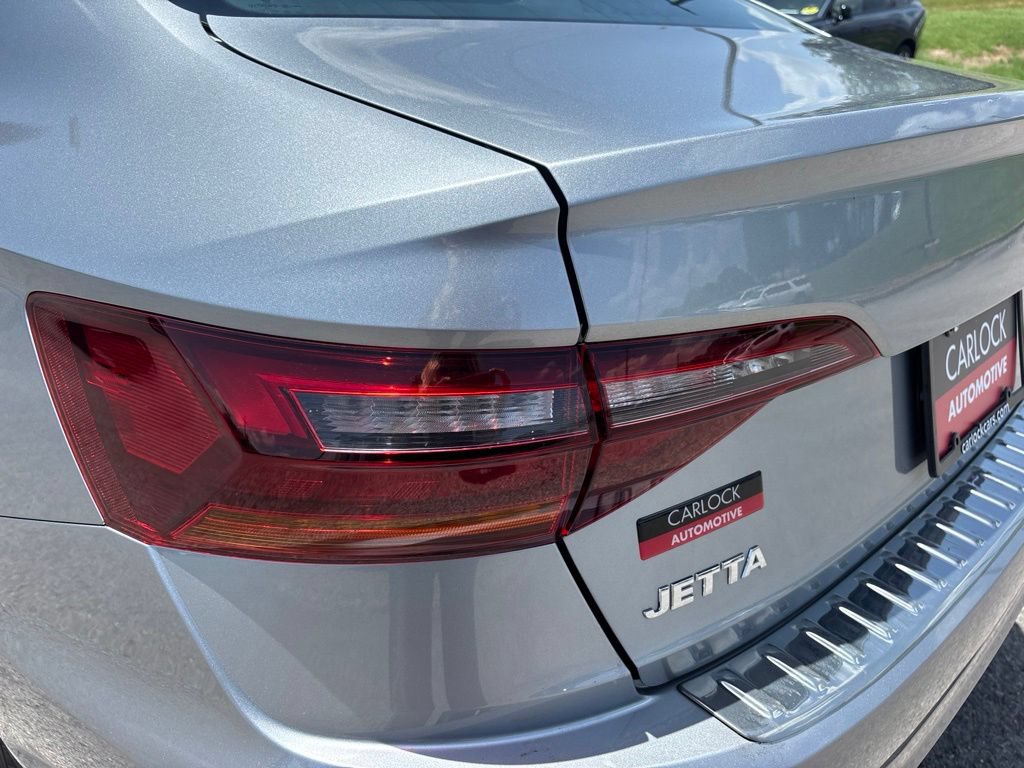 Used 2019 Volkswagen Jetta SE FWD image 12