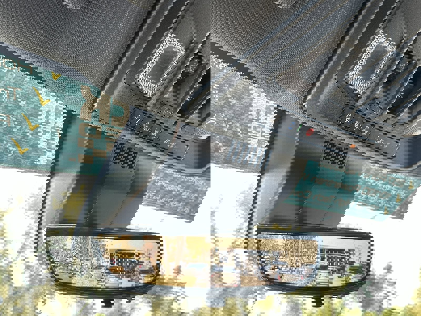 Used 2024 GMC Sierra 1500 AT4 w/ Technology Package image 29