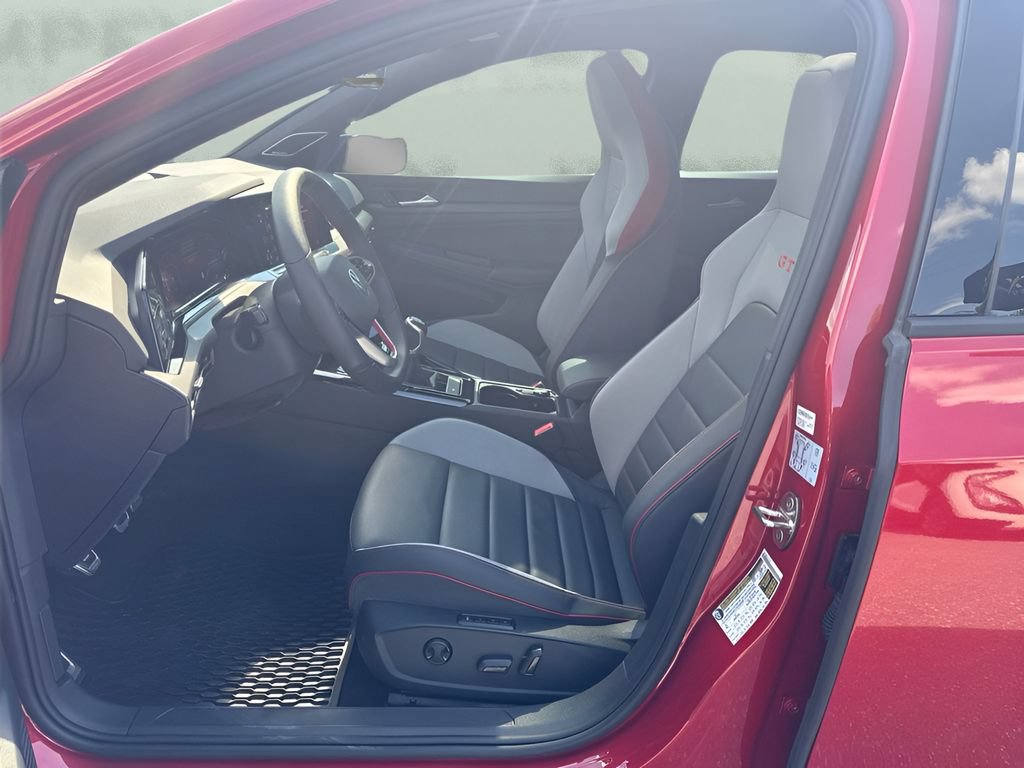 Used 2024 Volkswagen GTI SE FWD image 5