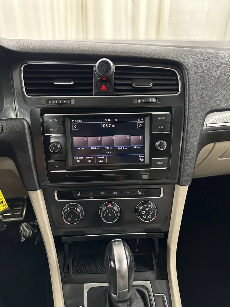 Used 2019 Volkswagen Golf Alltrack S AWD/4WD image 20