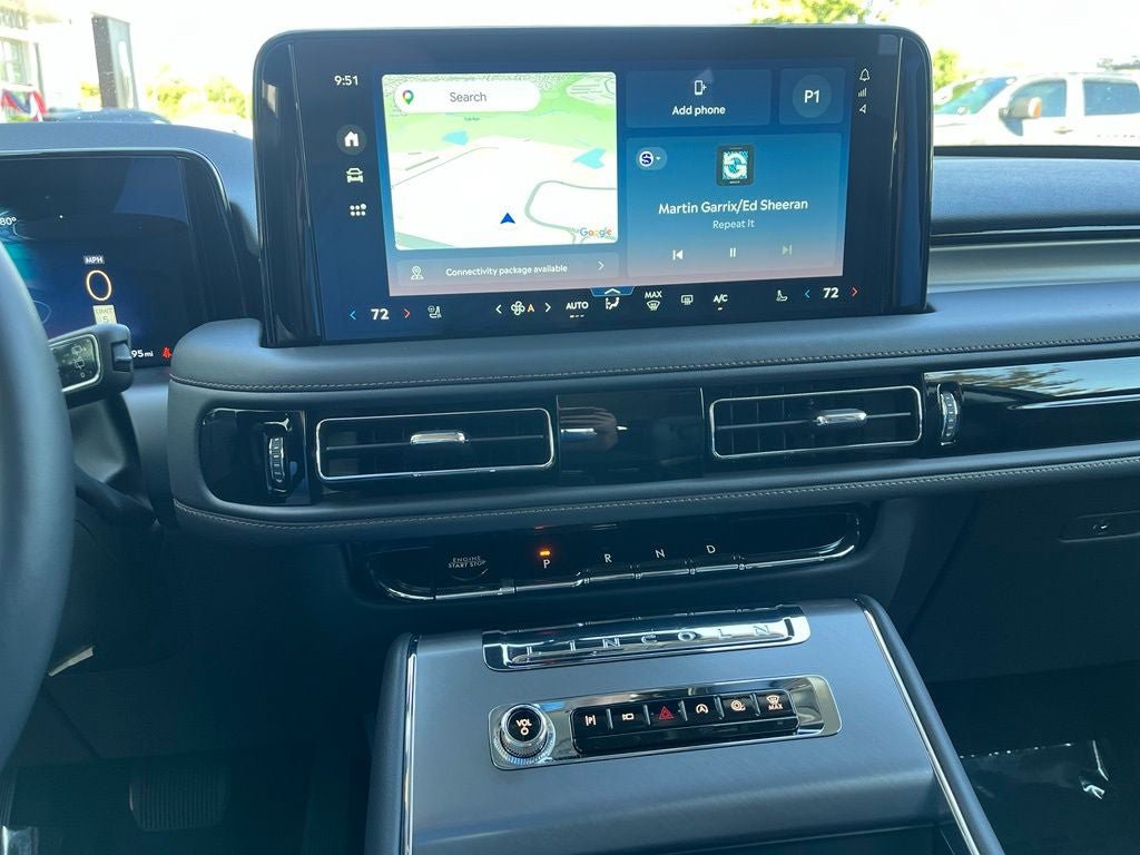 Used 2026 Lincoln Aviator AWD image 30