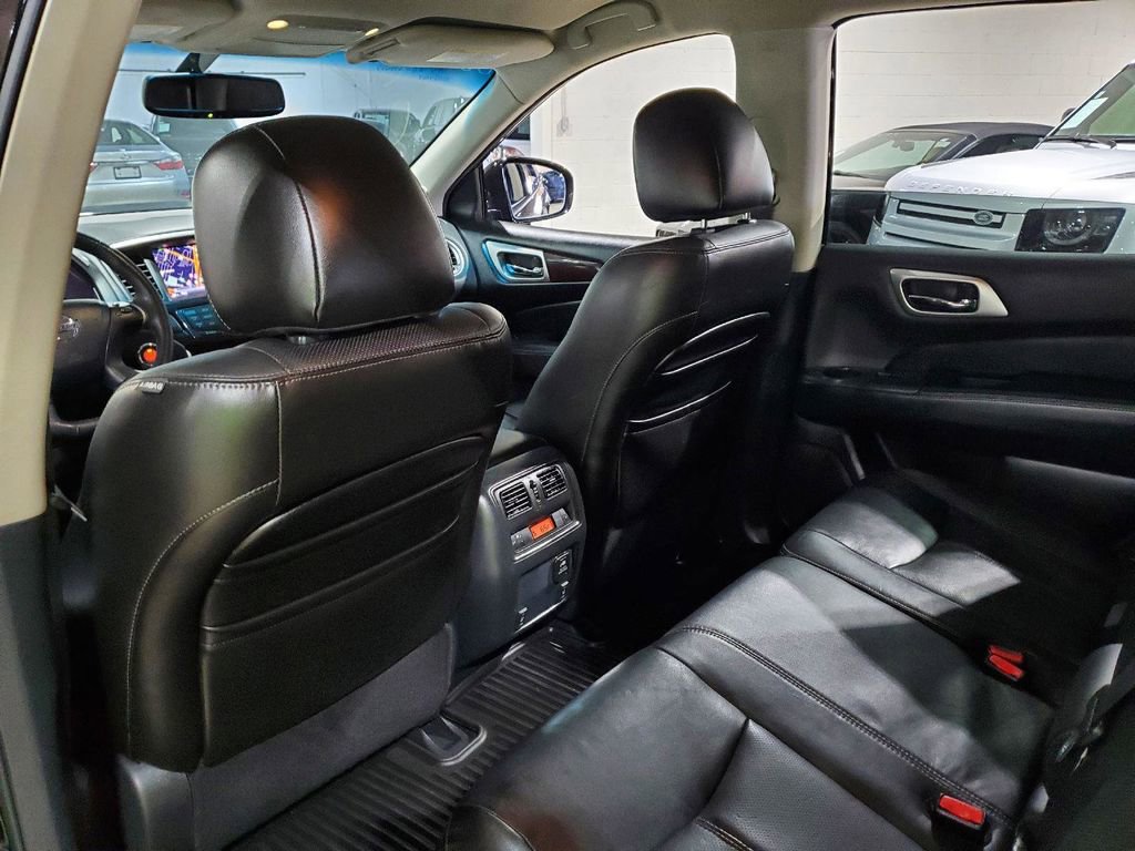 Used 2013 Nissan Pathfinder Platinum image 30