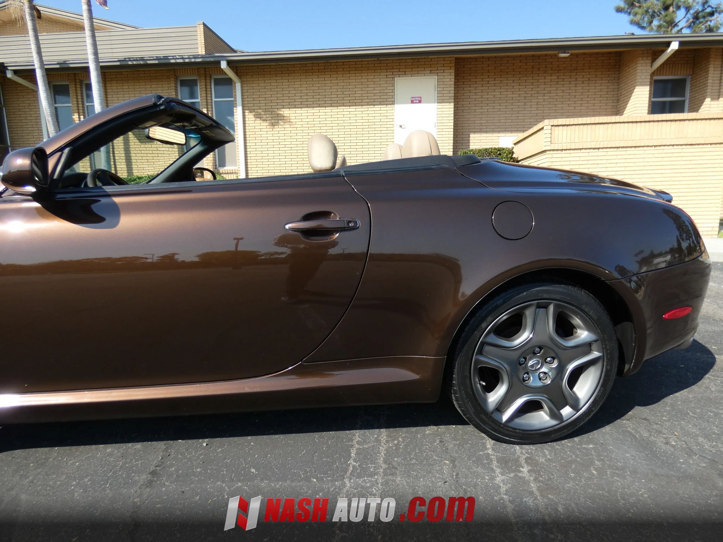 Used 2006 Lexus SC 430 Convertible RWD image 13