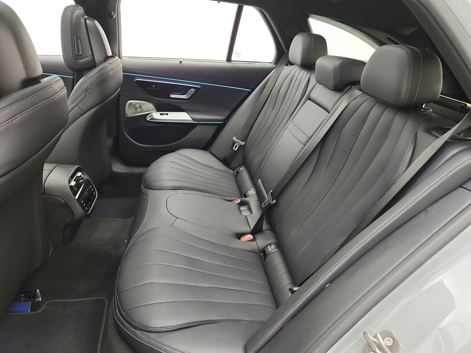 New 2027 Mercedes-Benz E 450 4MATIC All-Terrain Wagon image 11