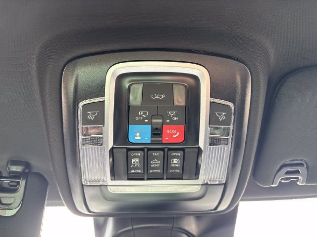 New 2027 RAM 2500 Laramie AWD/4WD image 14