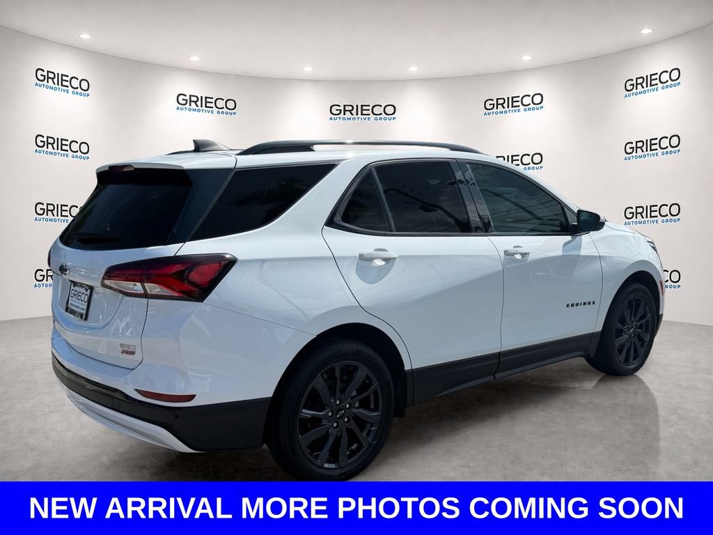 Used 2024 Chevrolet Equinox RS w/ RS Leather Package FWD image 7