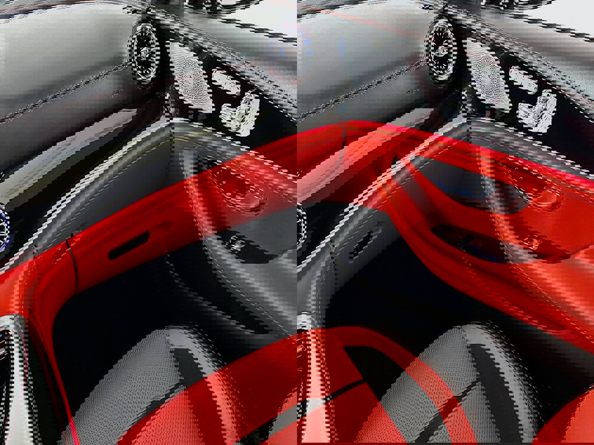 Used 2024 Mercedes-Benz AMG GT 43 image 23