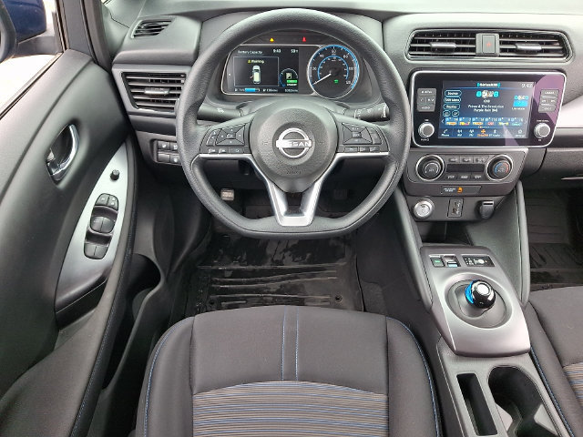 Used 2025 Nissan Leaf S FWD image 3