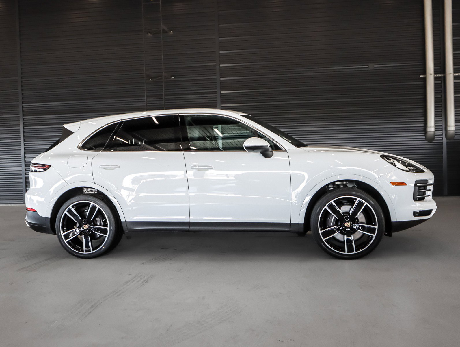 Certified 2023 Porsche Cayenne image 11