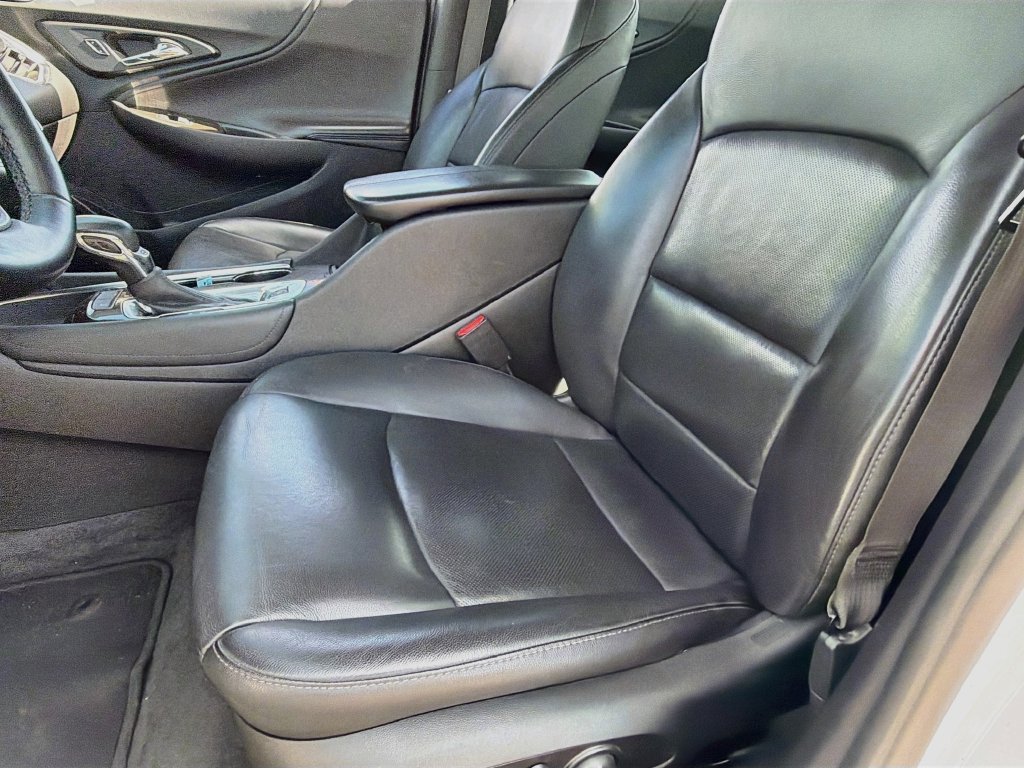 Used 2024 Chevrolet Malibu LT FWD image 38