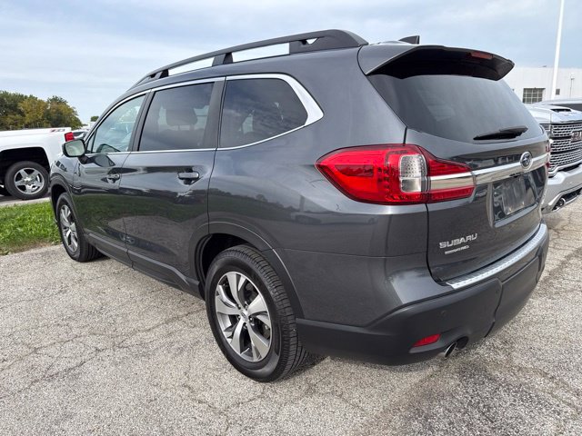 Used 2021 Subaru Ascent Premium w/ Convenience Package AWD/4WD image 4
