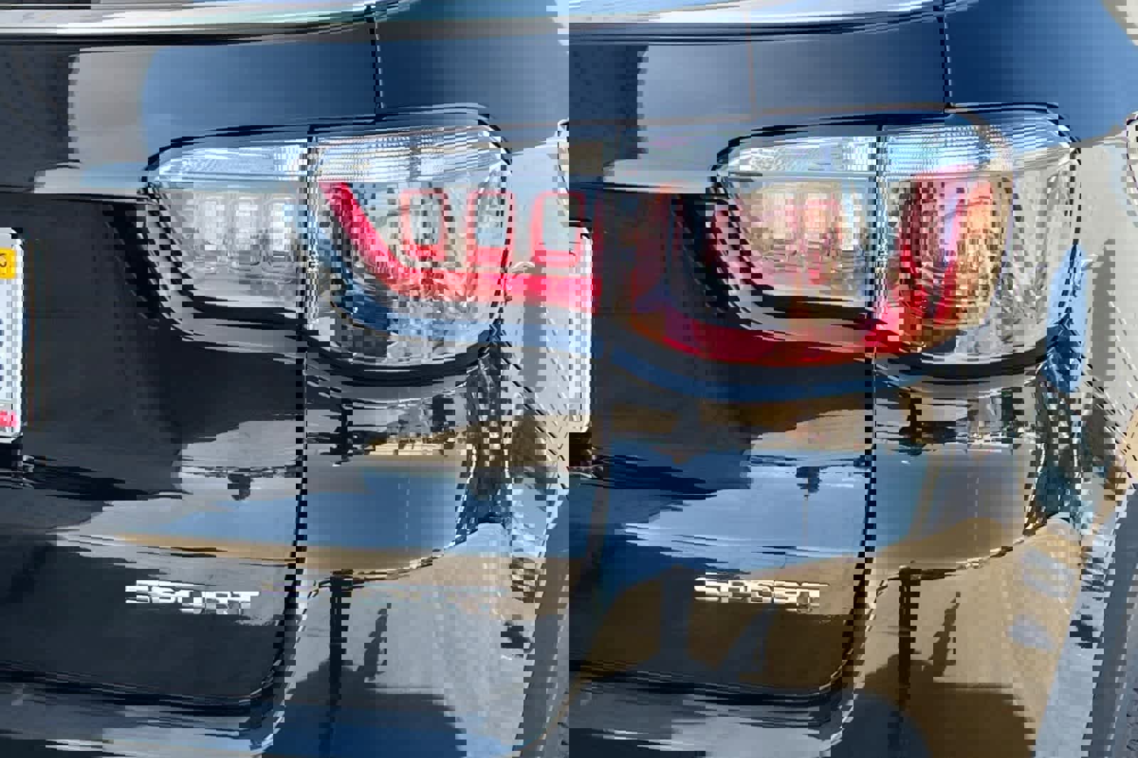 Used 2021 Jeep Compass Sport image 17