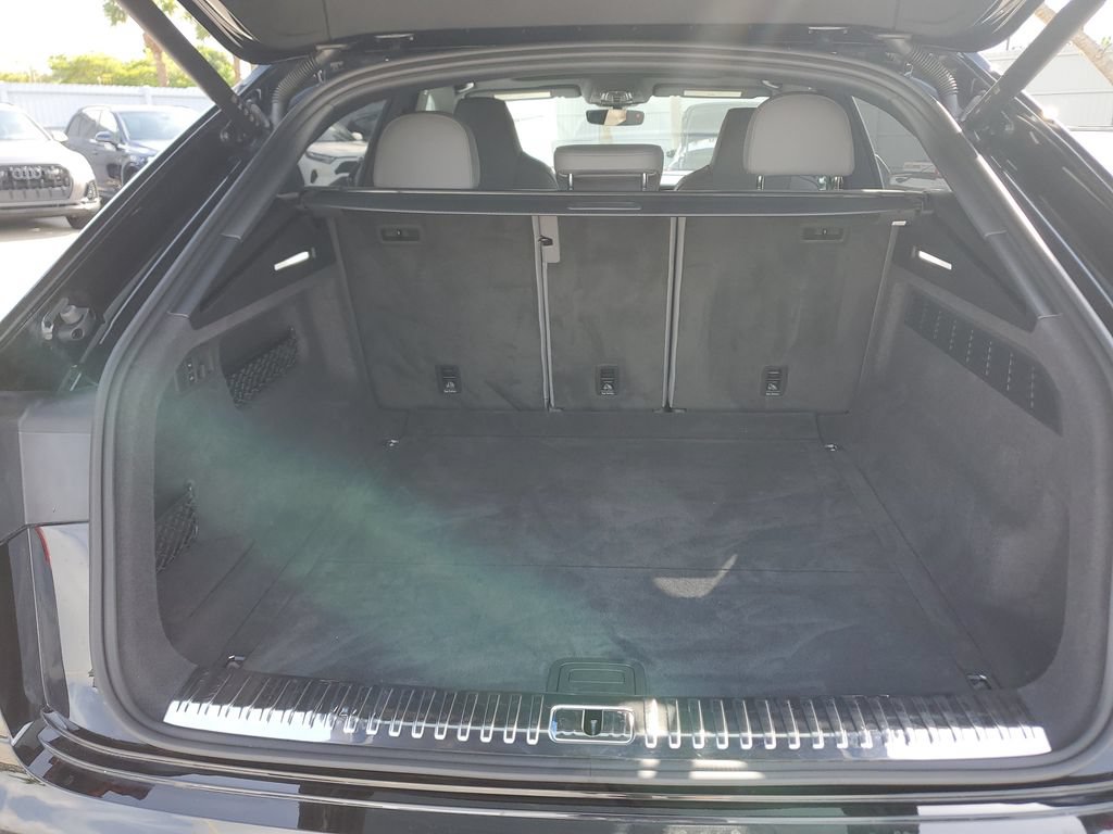 Used 2023 Audi SQ8 Premium Plus AWD/4WD image 15