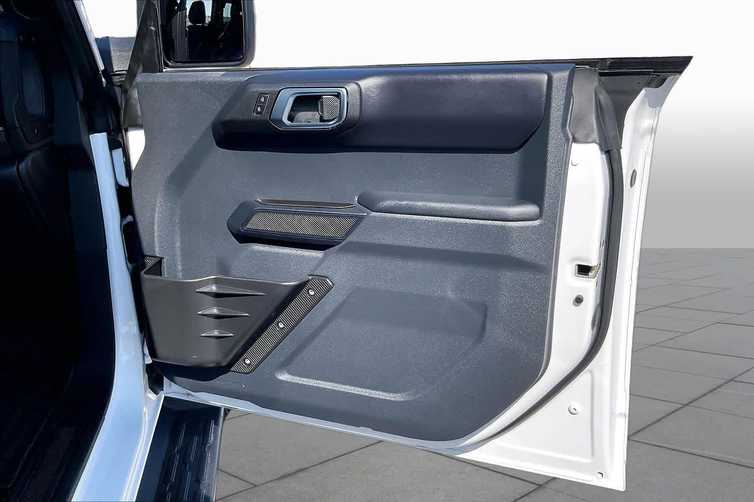 Used 2025 Ford Bronco Outer Banks AWD/4WD image 19