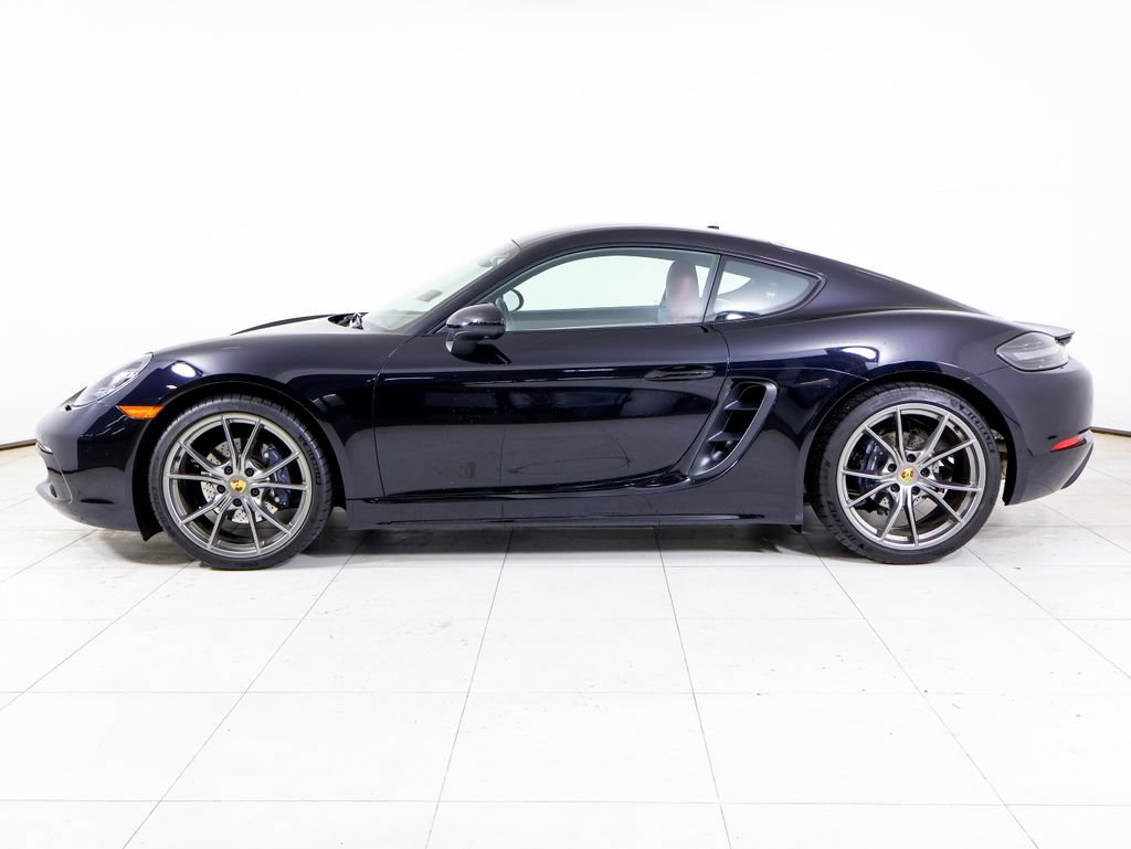 Certified 2024 Porsche 718 Cayman RWD image 2