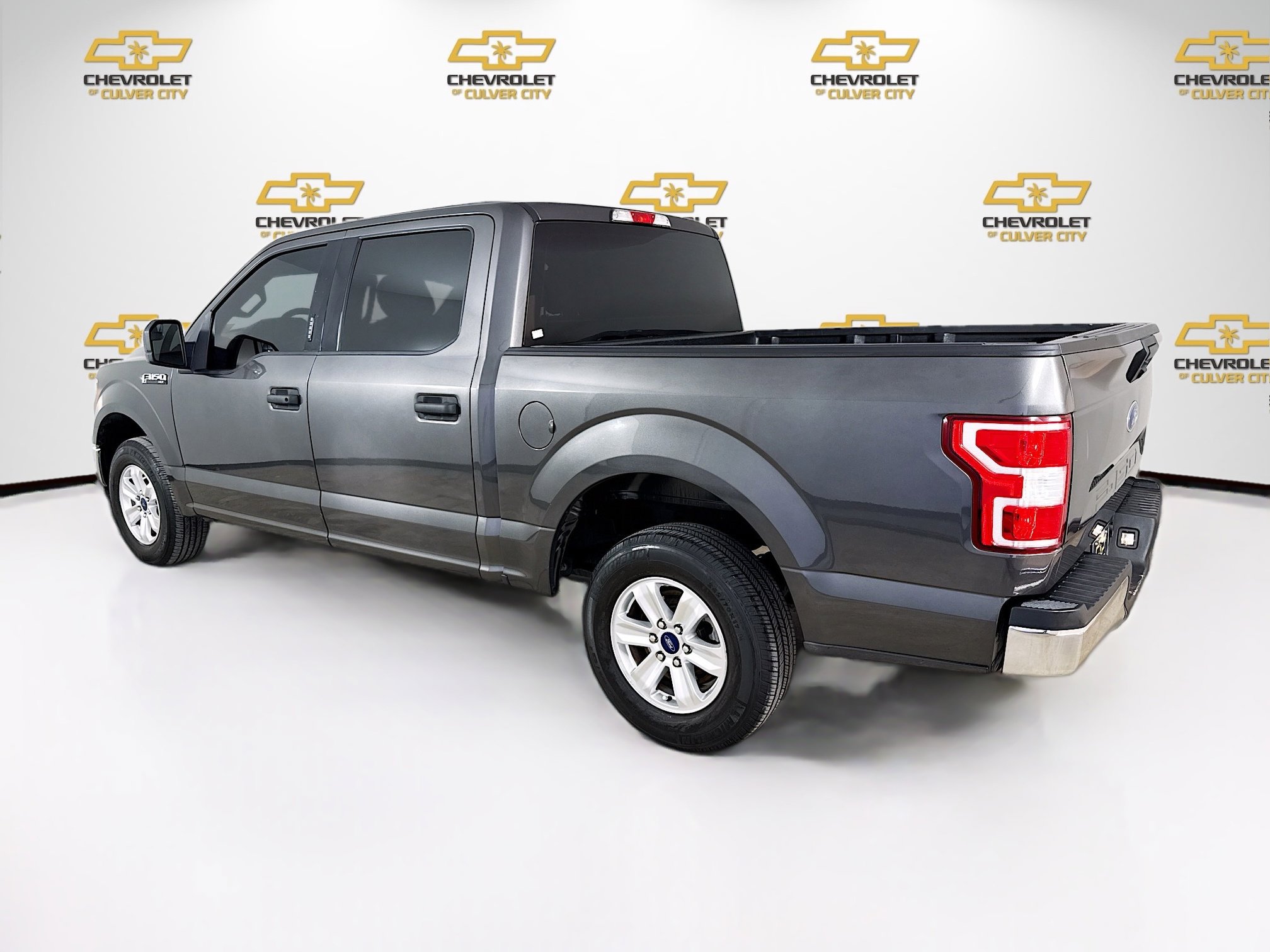 Used 2020 Ford F150 XLT image 5