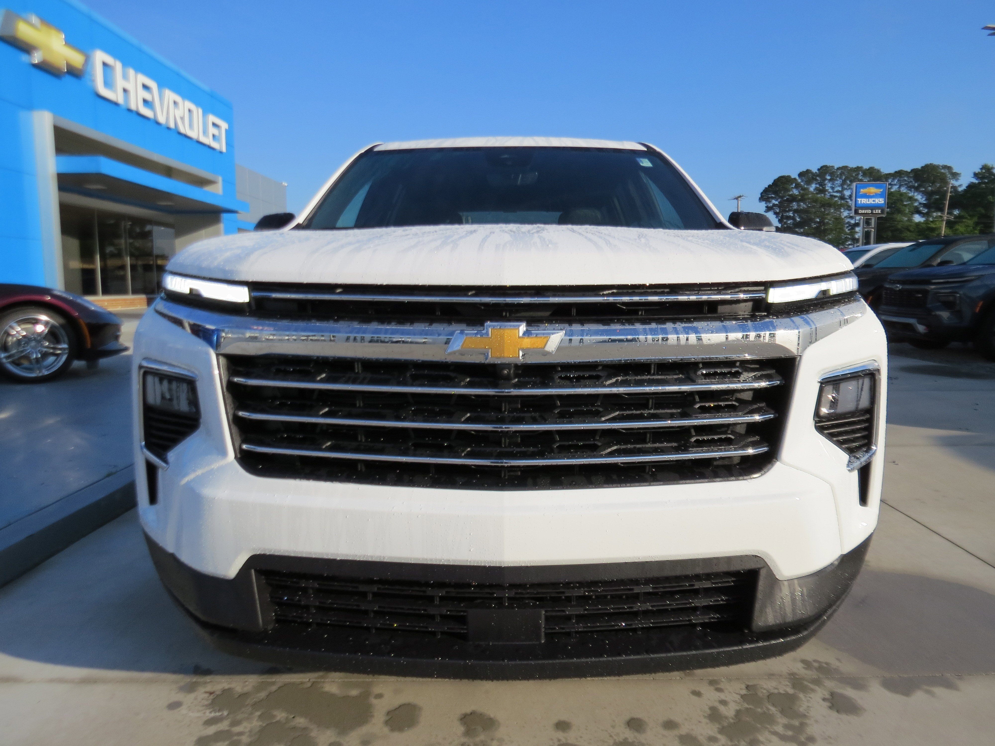 New 2026 Chevrolet Traverse LT w/ Driver Confidence Package FWD image 7