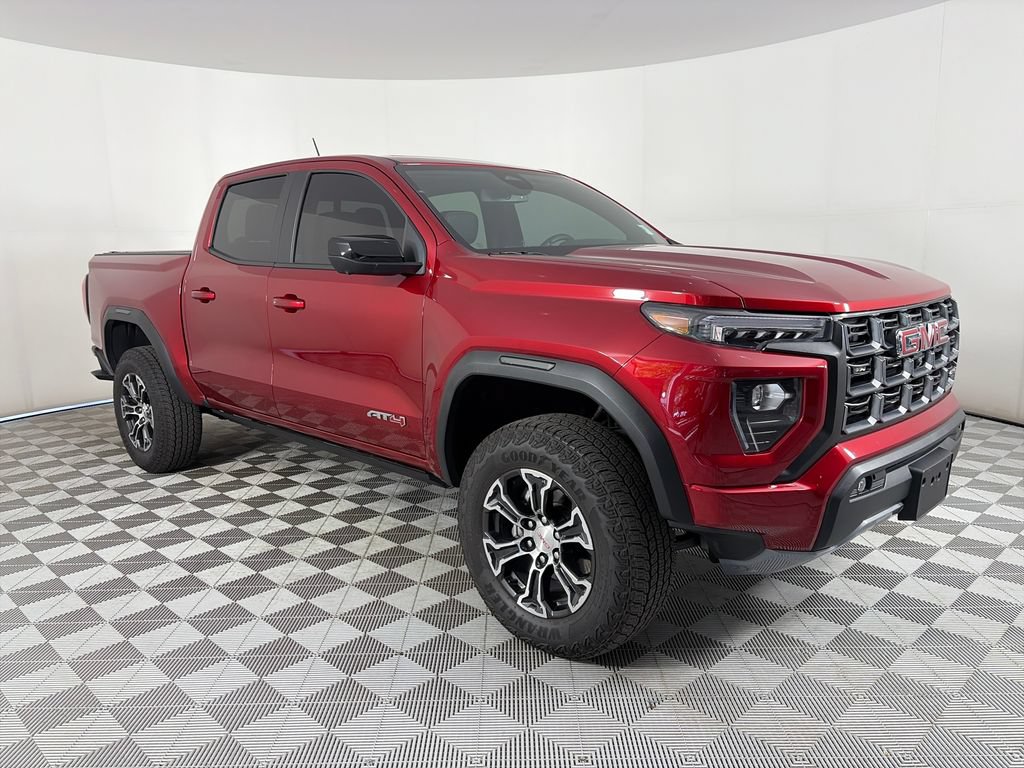 Used 2025 GMC Canyon AT4 w/ Technology Plus Package AWD/4WD image 1