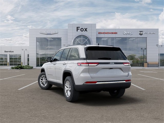 New 2025 Jeep Grand Cherokee Laredo X image 3