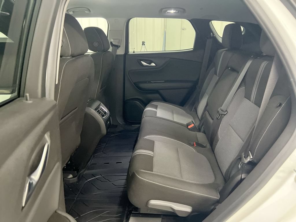 Used 2024 Chevrolet Blazer LT w/ Convenience Package FWD image 22