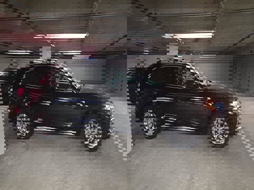 Used 2023 Audi Q5 e Premium w/ Convenience Package image 5