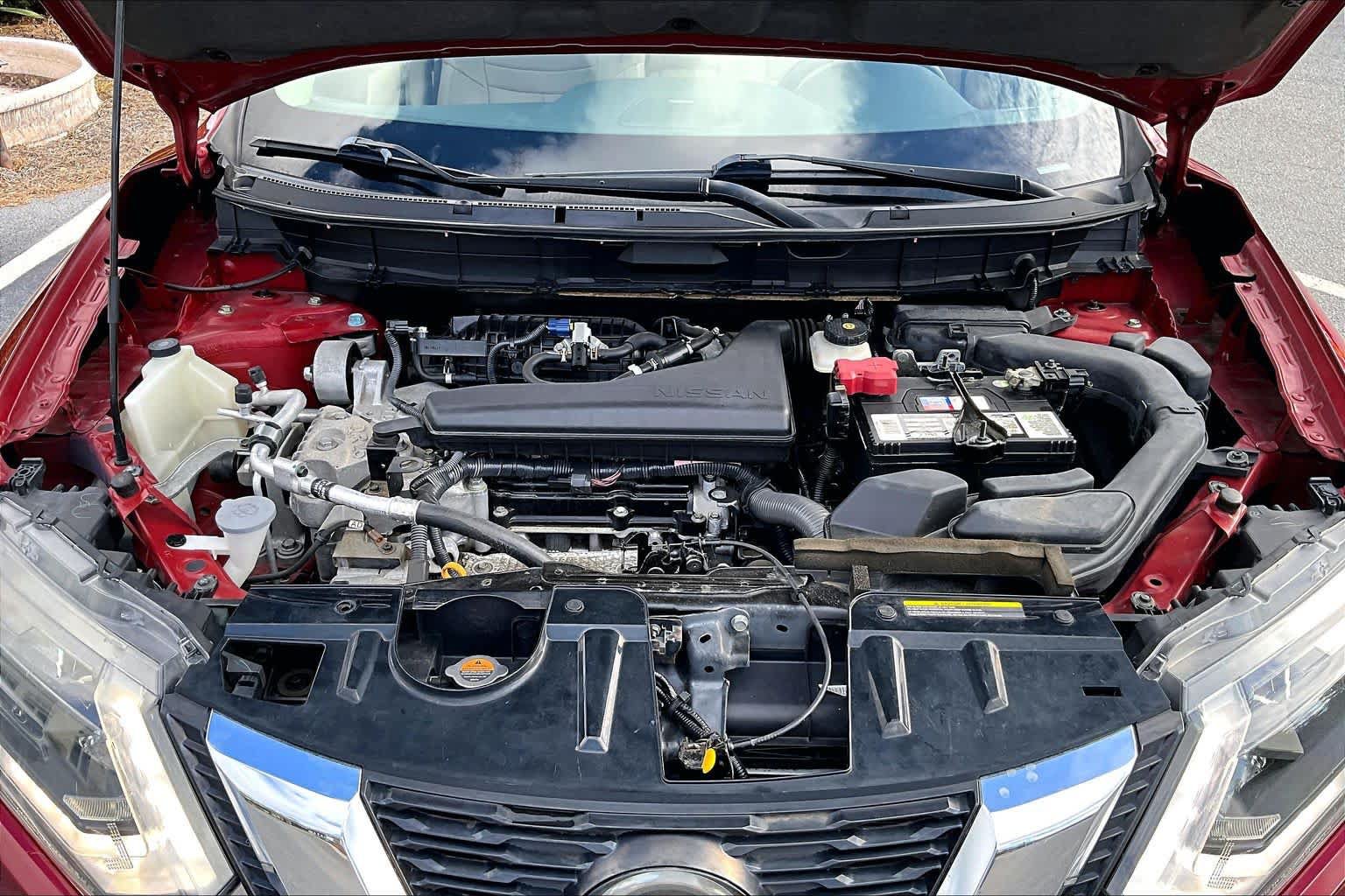 Used 2018 Nissan Rogue SL FWD image 31