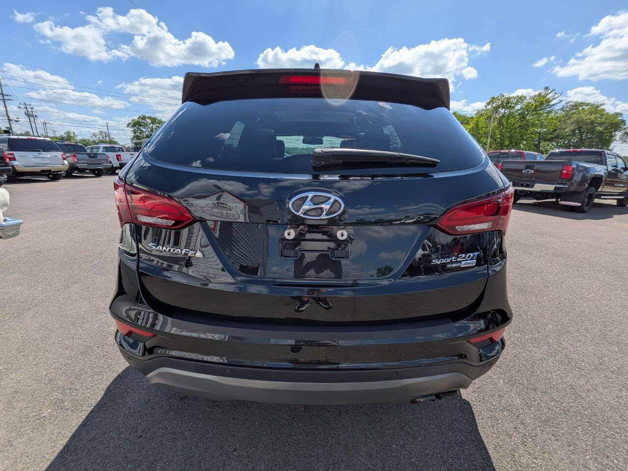 Used 2017 Hyundai Santa Fe Sport AWD/4WD image 5