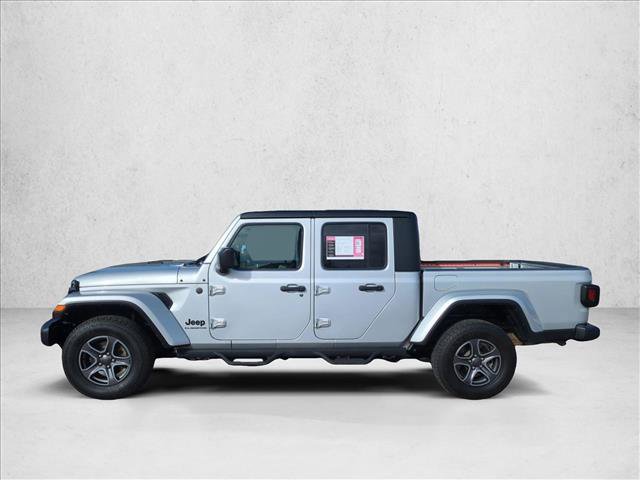 Used 2022 Jeep Gladiator Sport image 9