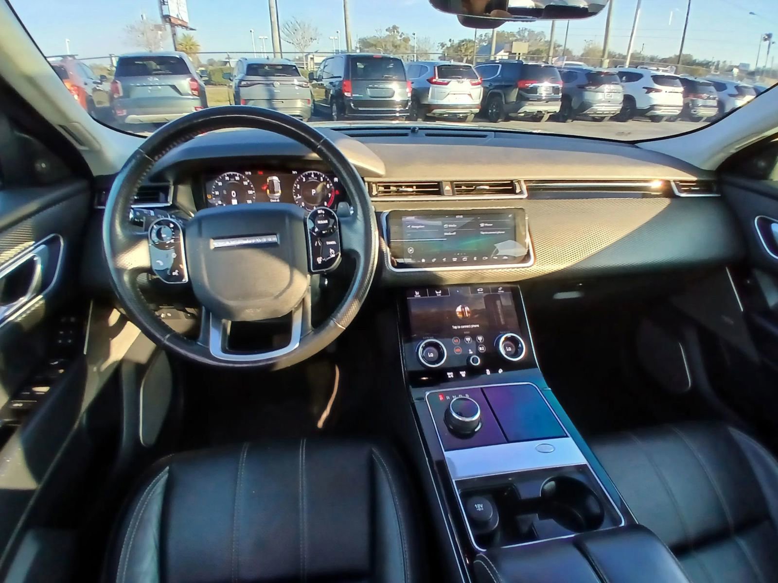 Used 2018 Land Rover Range Rover Velar S image 24