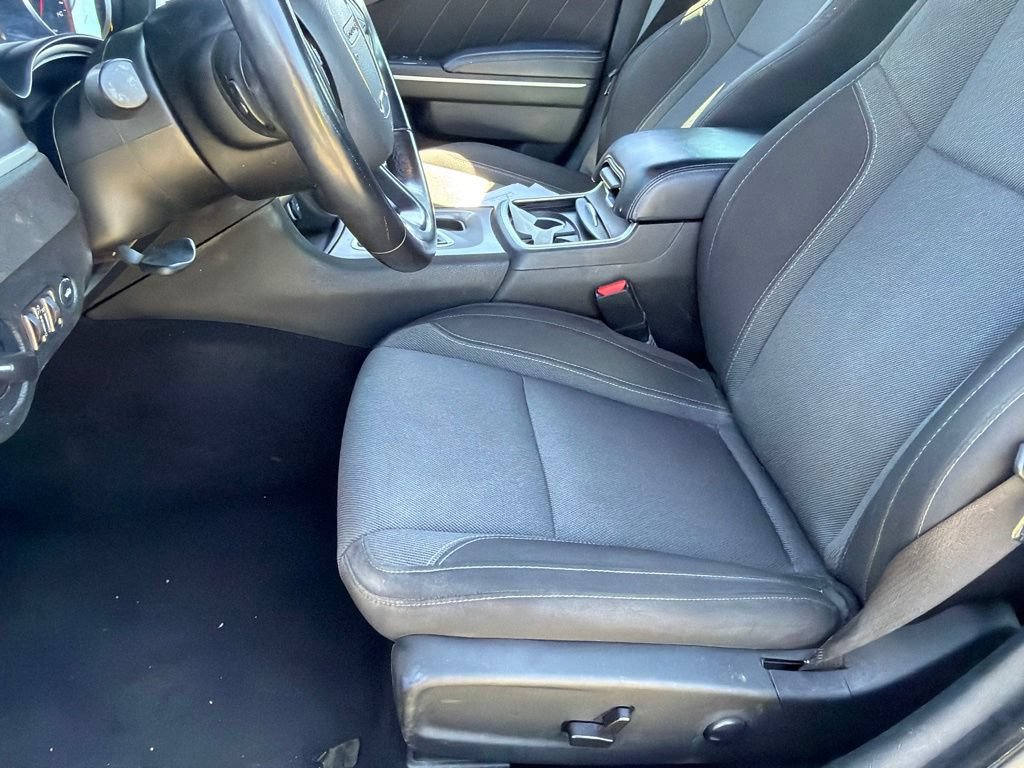 Used 2022 Dodge Charger SXT RWD image 22