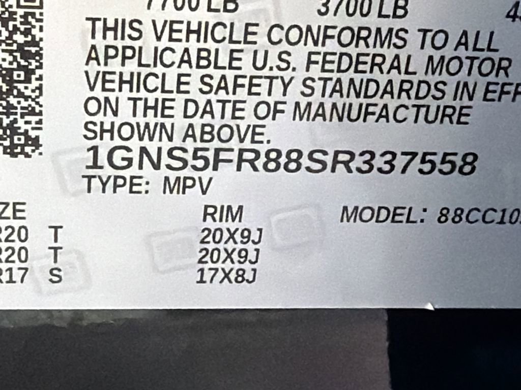 Used 2025 Chevrolet Suburban Premier w/ Sun And Tow Package RWD image 33