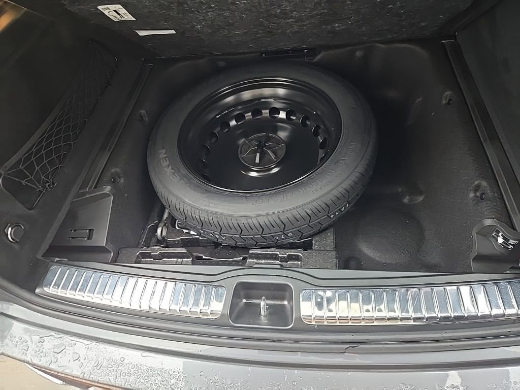 Used 2025 Mercedes-Benz GLE 350 4MATIC image 53