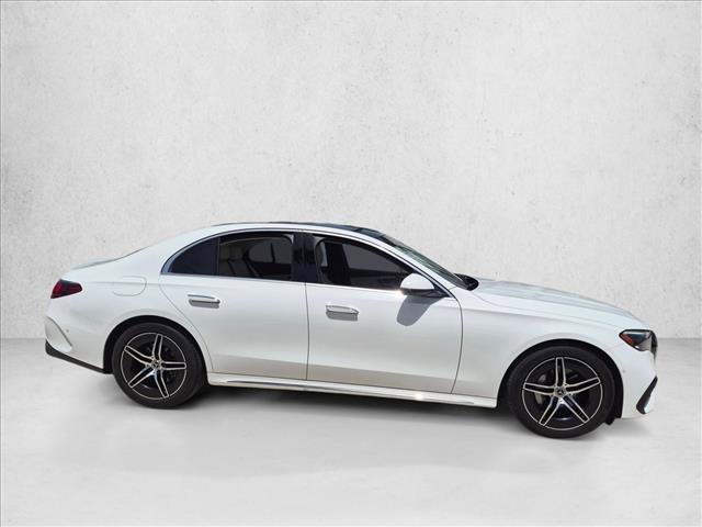 Used 2026 Mercedes-Benz E 350 4MATIC Sedan image 4