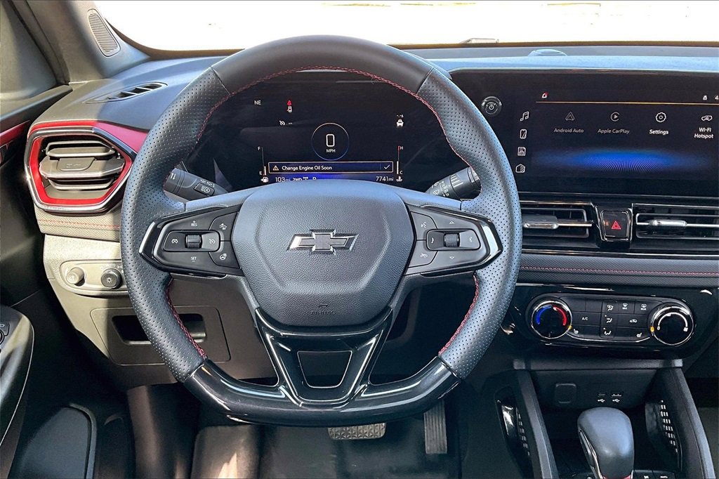 Used 2024 Chevrolet TrailBlazer RS w/ Driver Confidence Package image 5