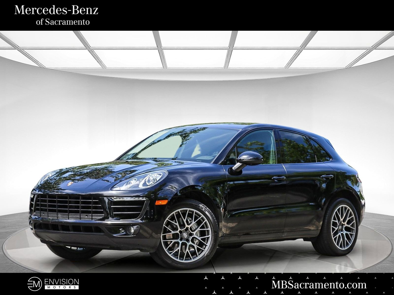 Used 2018 Porsche Macan S AWD/4WD image 1