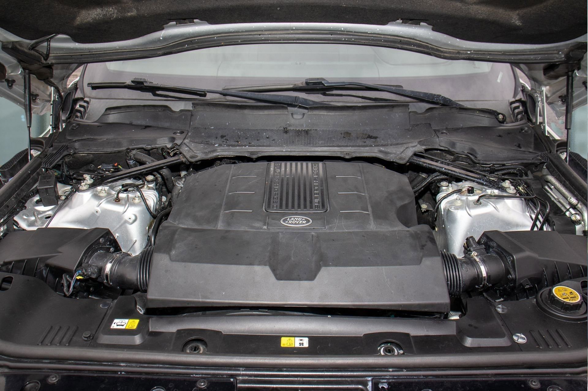 Used 2018 Land Rover Range Rover HSE image 36