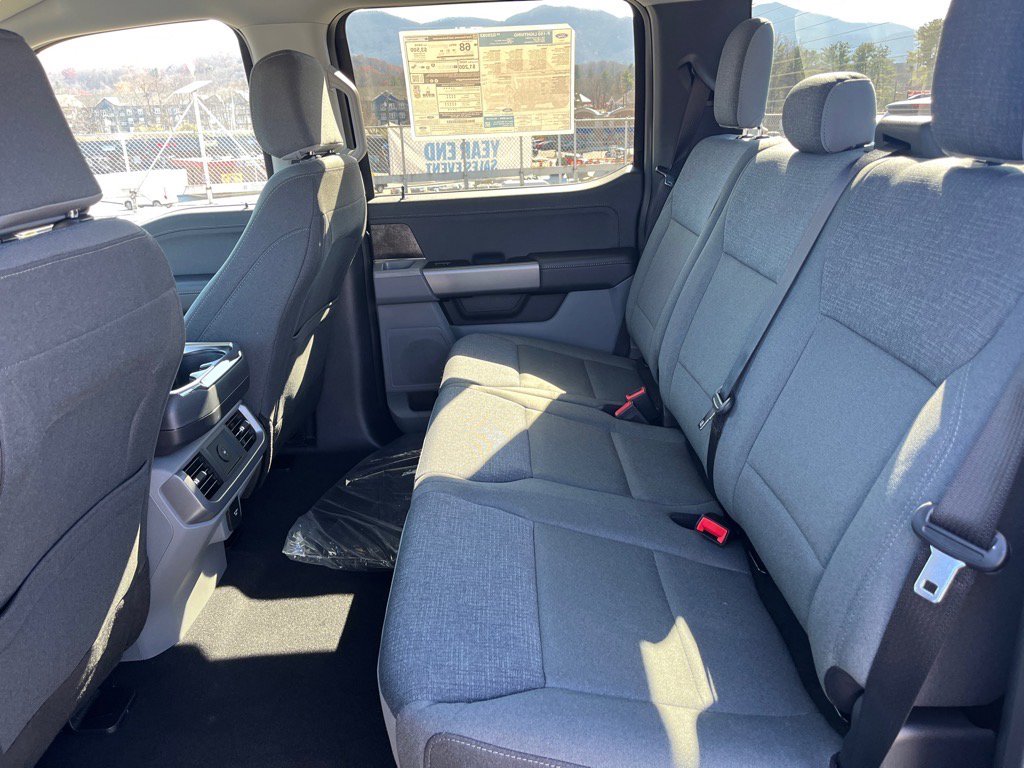 New 2025 Ford F150 Lightning XLT w/ Max Trailer Tow Package image 19