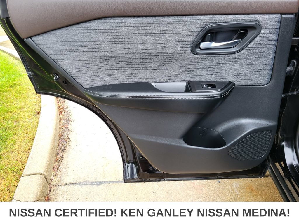 Certified 2023 Nissan Rogue SV AWD/4WD image 41