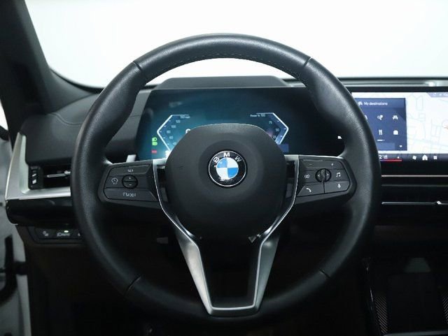 Certified 2025 BMW X2 xDrive28i w/ Premium Package image 23