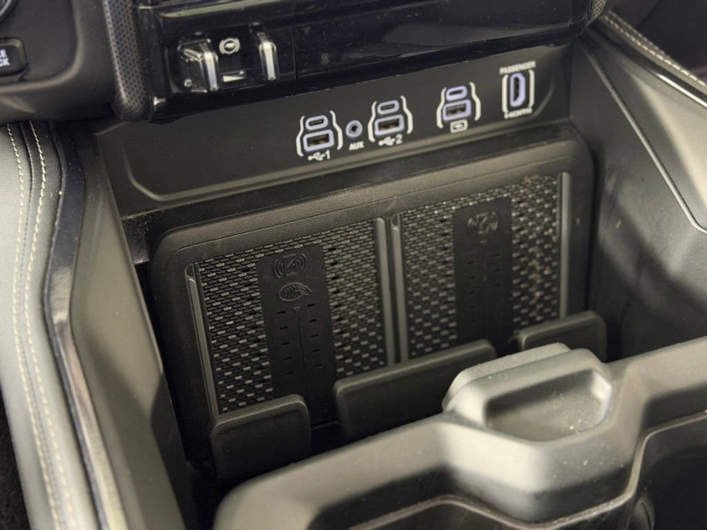 Used 2025 RAM 1500 Limited AWD/4WD image 26