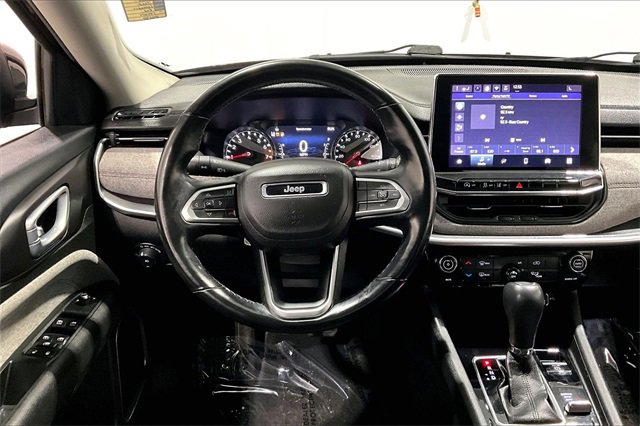 Used 2022 Jeep Compass Latitude image 8