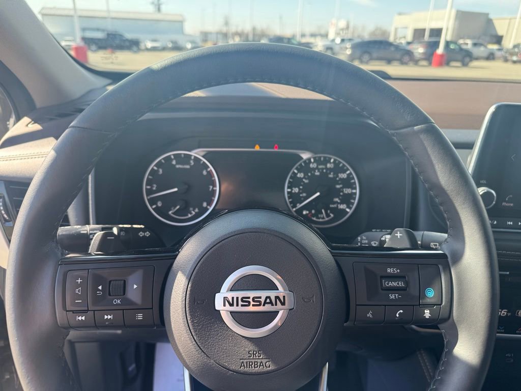 Used 2021 Nissan Rogue SL image 11