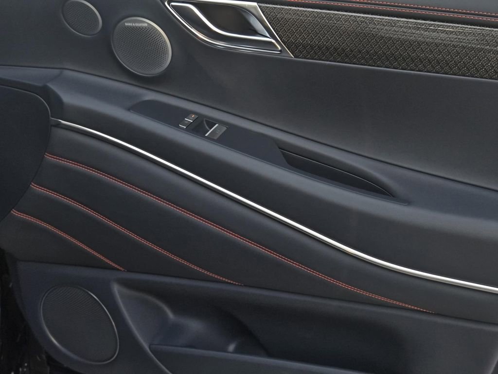 New 2026 Genesis GV80 3.5T e-SC image 9