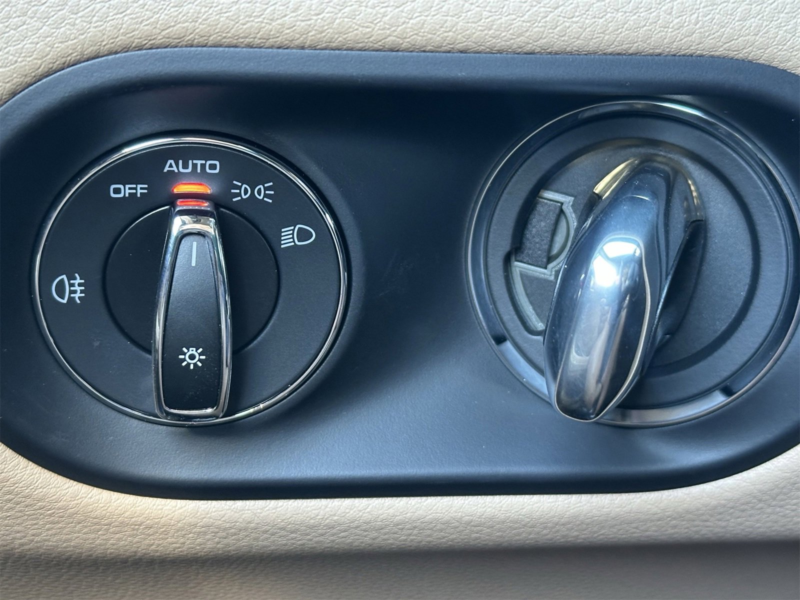 New 2026 Porsche Macan image 28