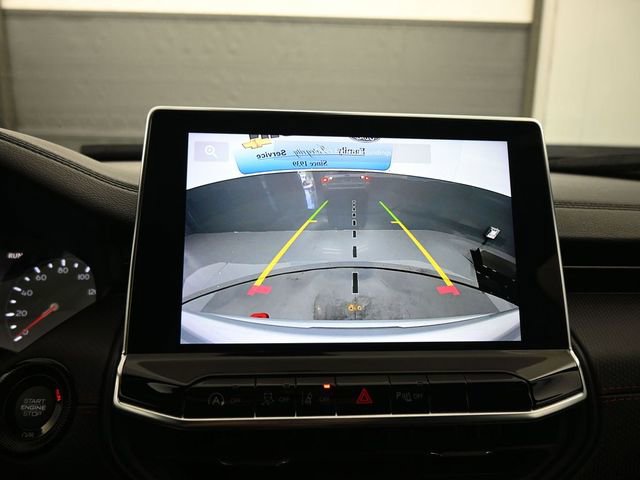 Used 2025 Jeep Compass Trailhawk image 18