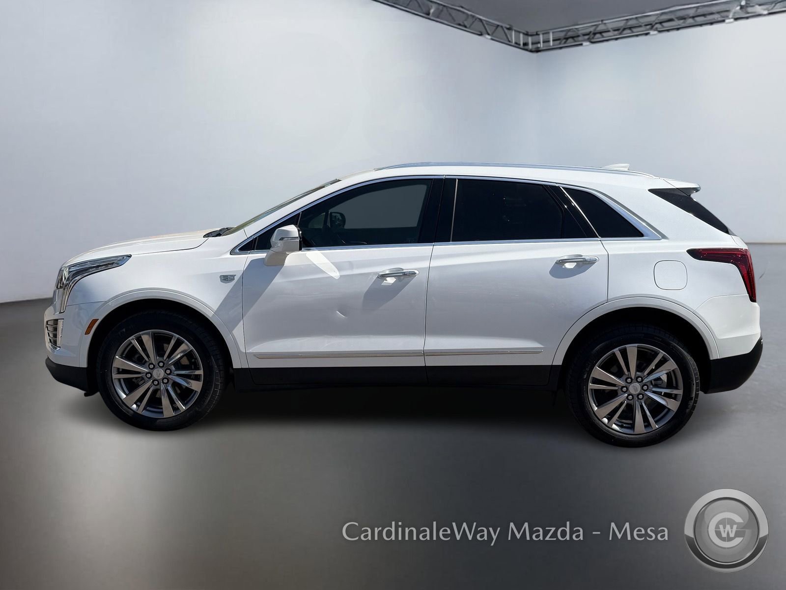 Used 2025 Cadillac XT5 Premium Luxury image 8