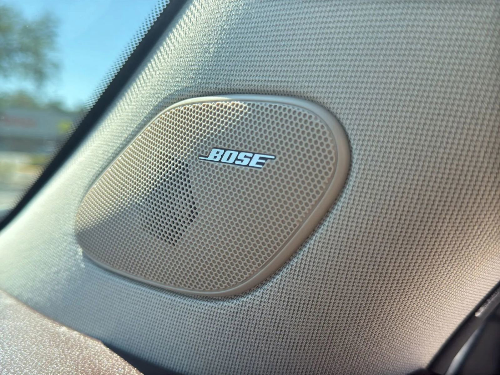 Used 2016 Cadillac SRX Premium FWD image 25