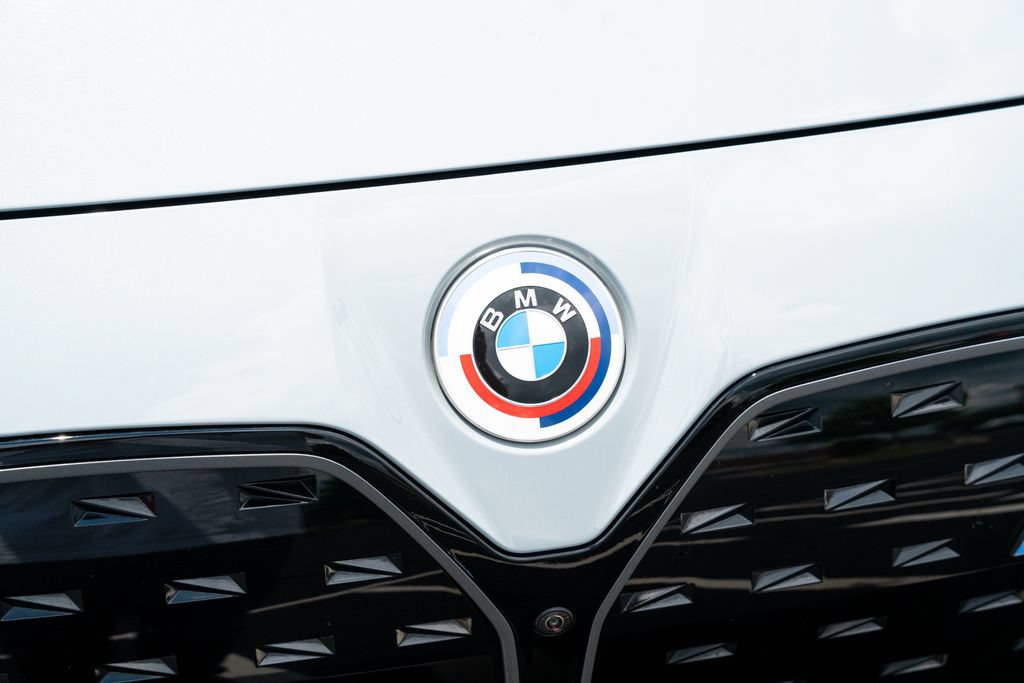 Used 2023 BMW i4 M50 AWD/4WD image 7