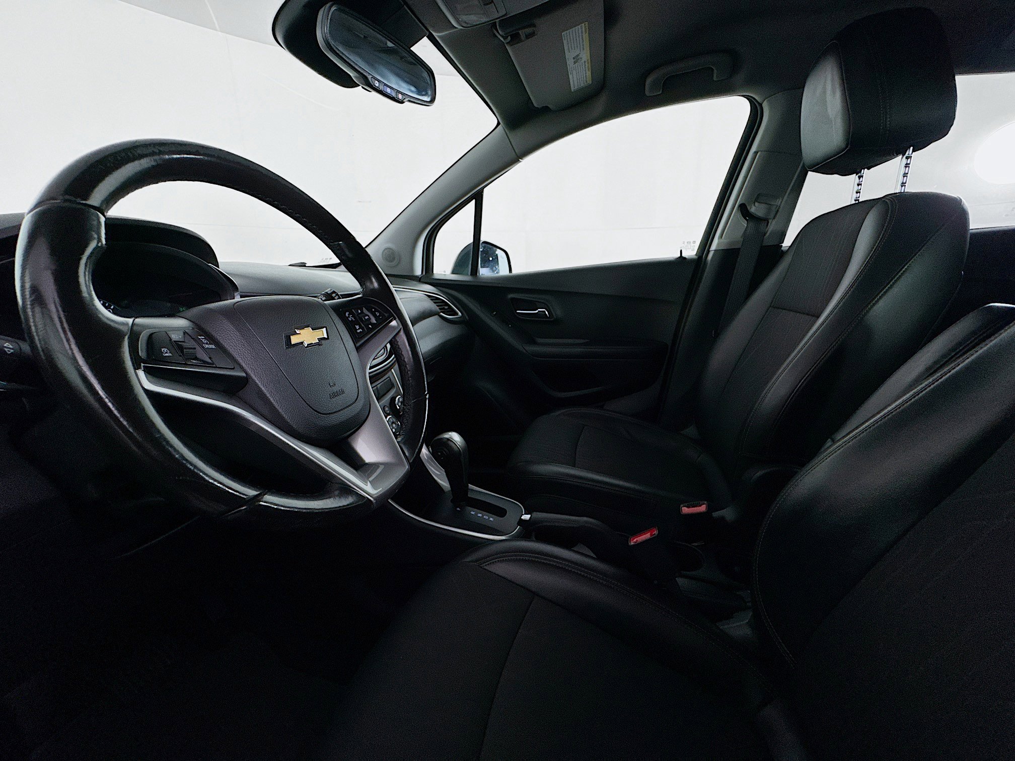 Used 2022 Chevrolet Trax LT w/ Driver Confidence Package AWD/4WD image 21